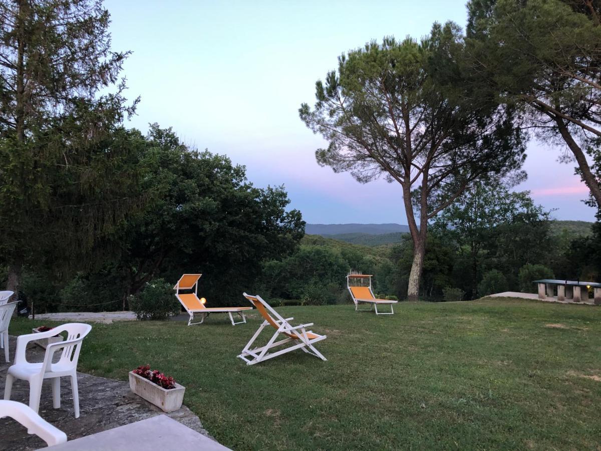 Campo Di Carlo Pensionat Sassetta Exteriör bild